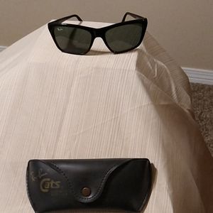 Ray-Ban Cats